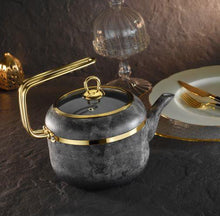 Görseli Galeri görüntüleyiciye yükleyin, Brioni Royal Stone 2,5 Lt Çaydanlık Kumtaşı &amp; Altın