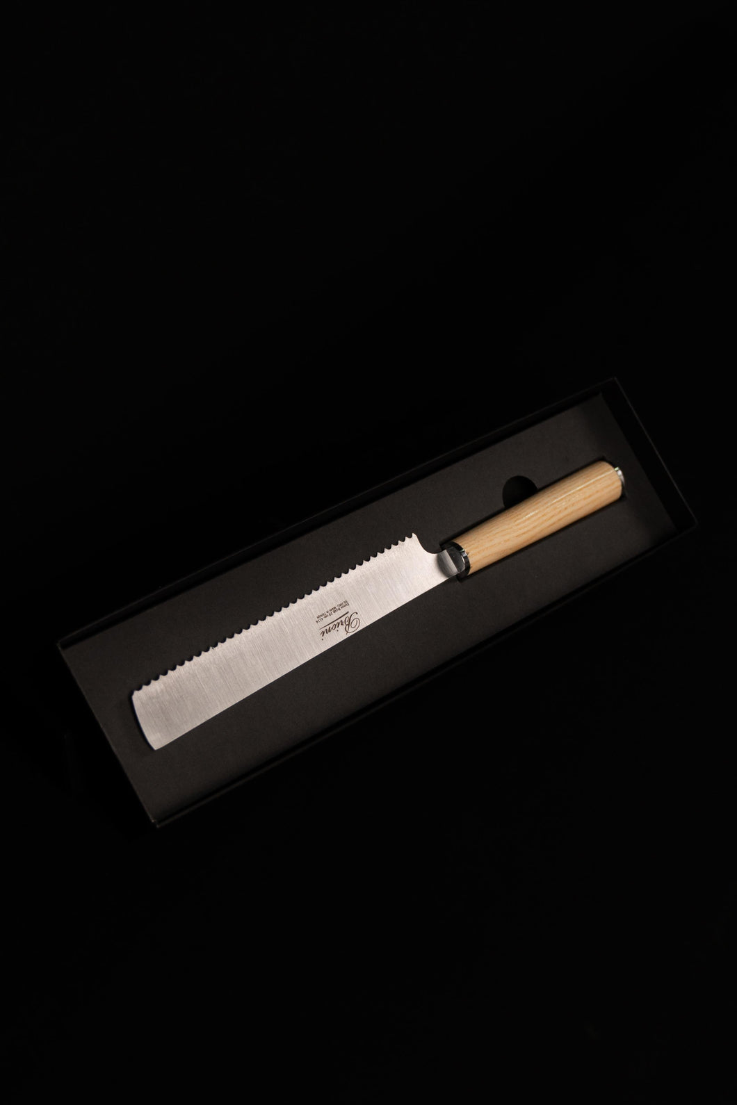 Brioni Tırtıklı Ekmek Bıçağı Dışbudak
